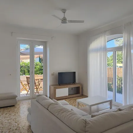 A Maddalena Villa *